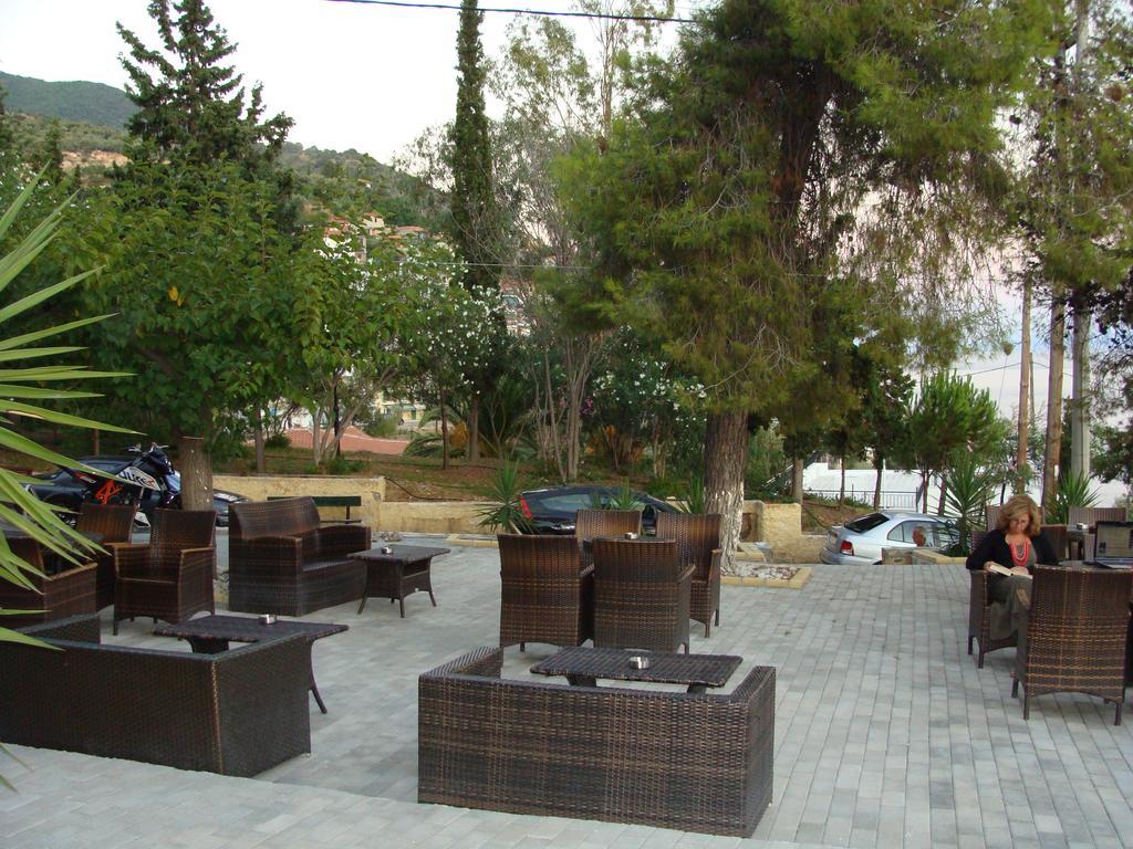 Rodon Hotel Лутра Едипсу Екстериор снимка